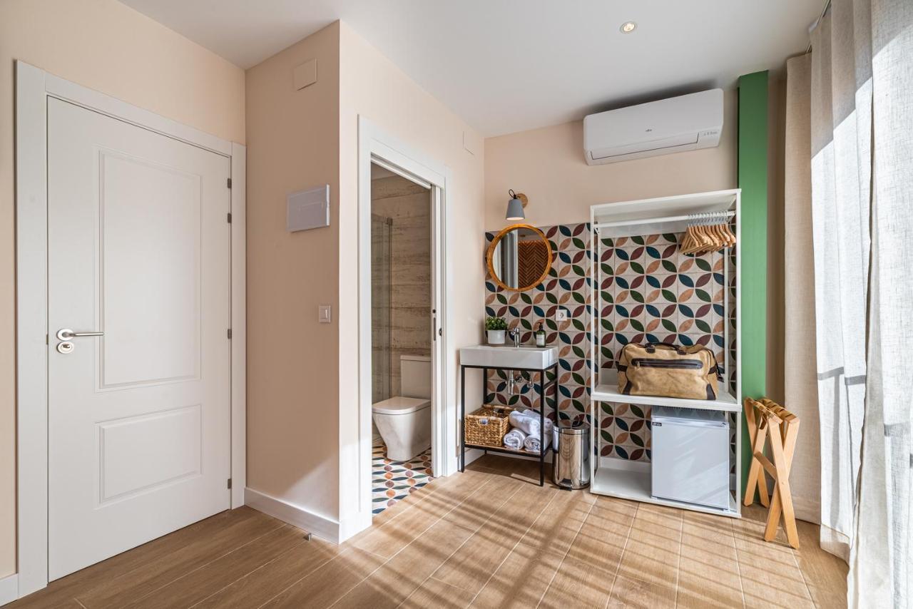 Vestal Suites Domo Cambrils Exteriör bild