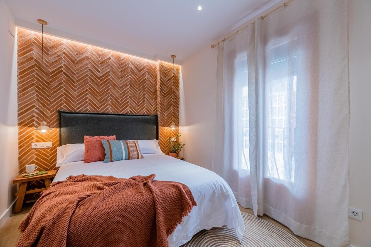 Vestal Suites Domo Cambrils Exteriör bild
