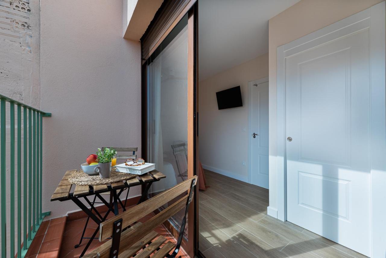 Vestal Suites Domo Cambrils Exteriör bild